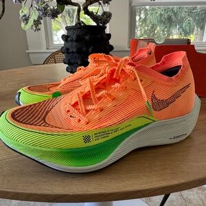 Women’s Nike Zoomx Vaporfly Next% 2